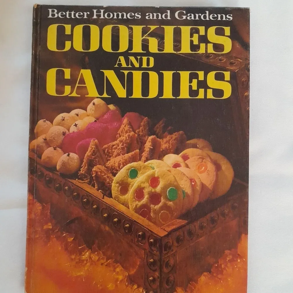 Better Homes and Garden cook book